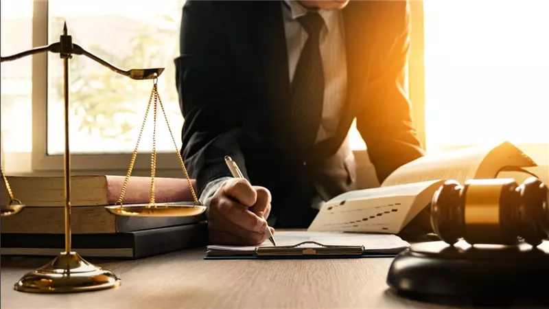 إخلاء سبيل خمسة متهمين في قضية تمويل جماعة إرهابية