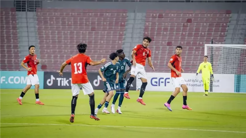 قضاة المباراة: القطري العسياني يقود مواجهة مصر واليمن في كأس الخليج للناشئين