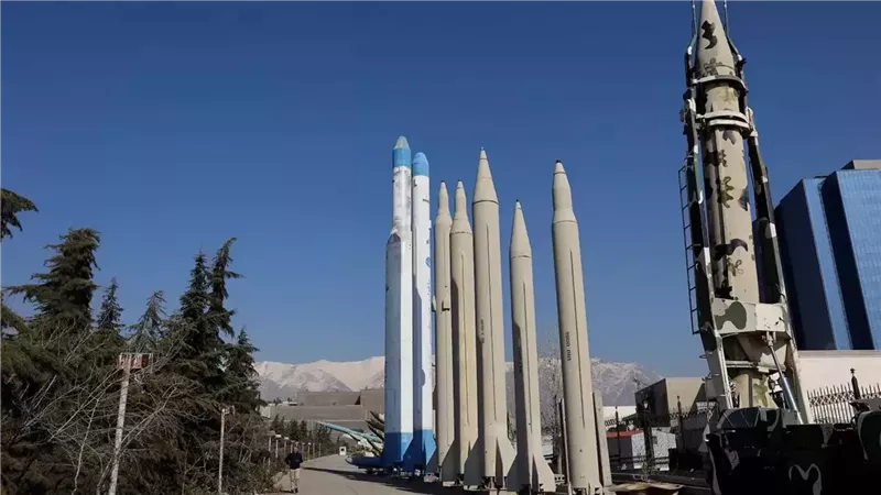 إيران تستأنف إنتاج الصواريخ الباليستية في ظل تصاعد التوترات الإقليمية