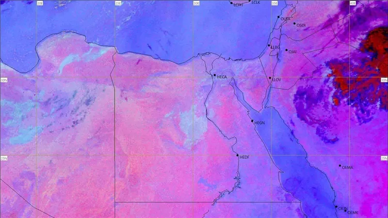 أجواء خريفية وشبورة كثيفة تؤثر على القيادة صباح اليوم