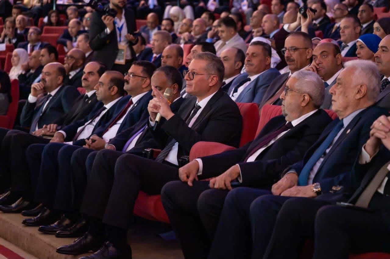 مؤتمر البحر المتوسط للبترول يبرز أهمية الذكاء الاصطناعي في صناعة الطاقة