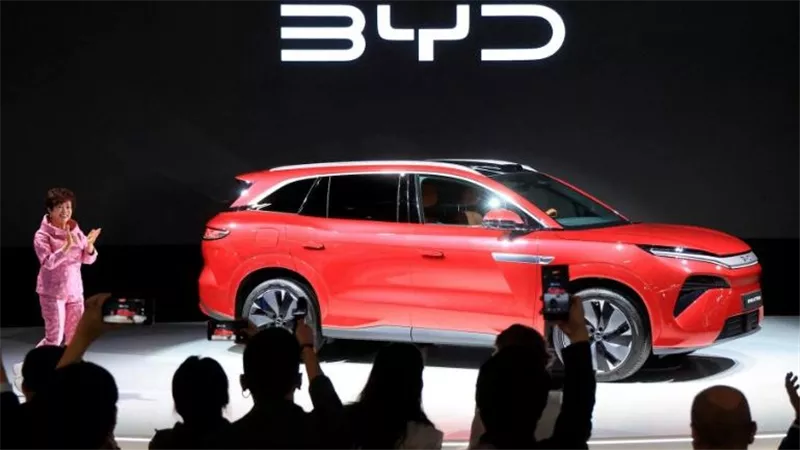 واشنطن تفرض حظراً على دخول سيارات BYD الصينية إلى قواعدها العسكرية