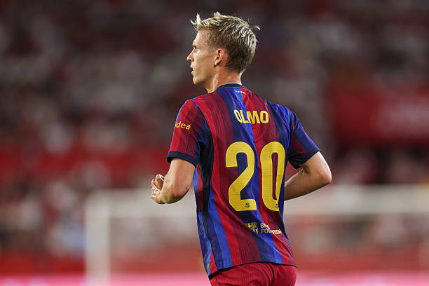 أولمو يتمسك بالبقاء في برشلونة رغم اهتمام بايرن ميونخ
