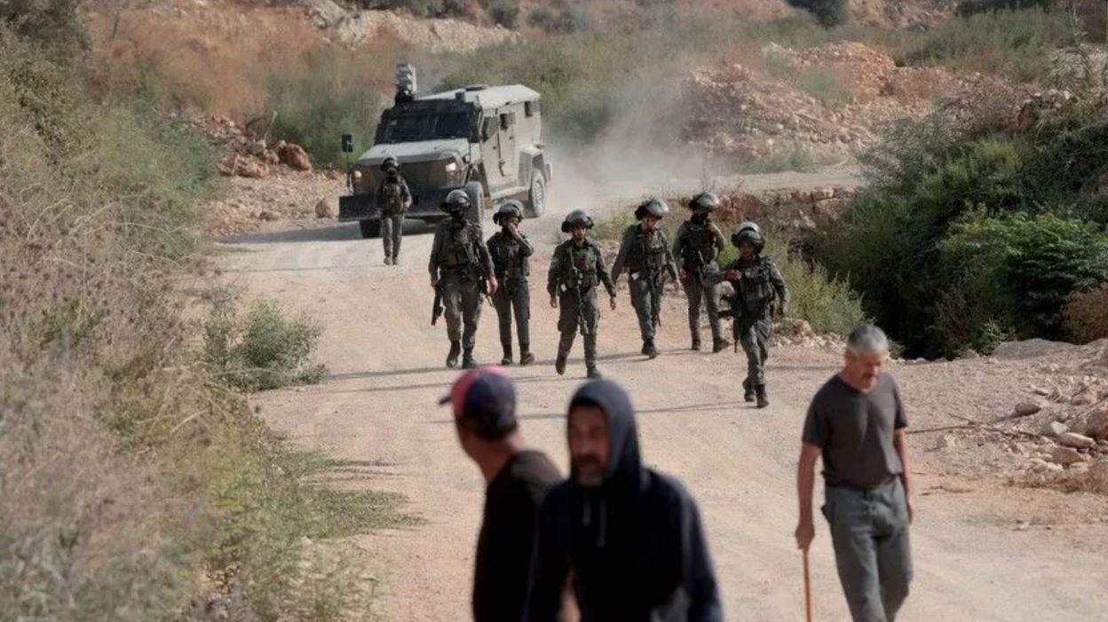 19 اعتداء إسرائيليا على قاطفي الزيتون خلال 12 ساعة في الضفة الغربية