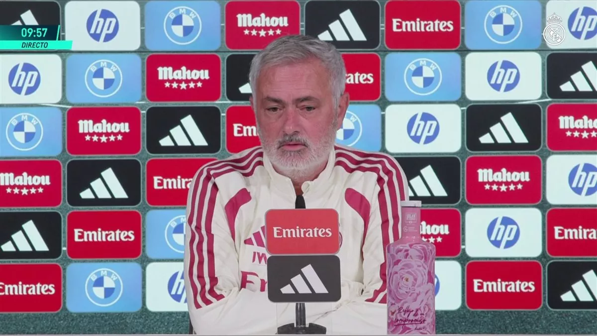 مورينيو يدافع عن ريال مدريد: البناء يحتاج للوقت بعيدًا عن الانتقادات