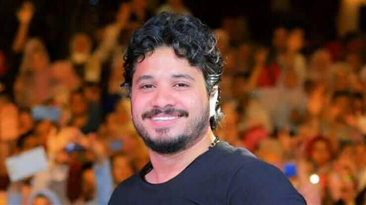مصطفى حجاج يكشف أسرار معاناته الصحية وتأثيرها على مسيرته الفنية
