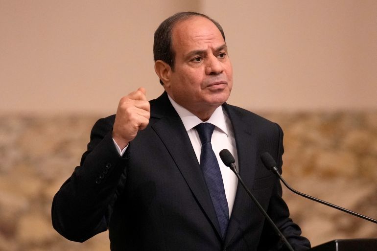 الرئيس السيسي: لا مكان بيننا لفاسد ولا مجاملة لمن يتلاعب بحقوق الشعب أو يعبث بمقدرات هذا الوطن العظيم