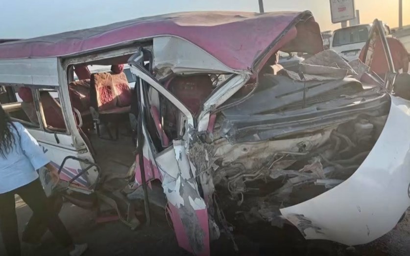 إصـ ـابة 17 طالبًا في انقـ ـلاب ميكروباص مدرسة بطريق السويس