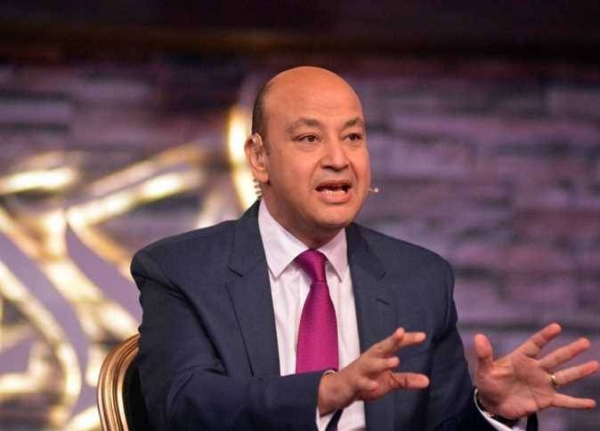 عمرو أديب يندهش على الهواء: الواحد مننا بقا محتاج واسطة كبيرة عشان يشتري عربية صيني