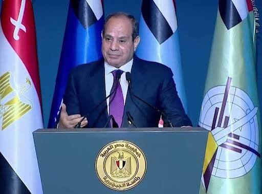 الرئيس السيسي: حزن الوزراء بسبب ما يتداول عنهم على مواقع التواصل الاجتماعي وفي وسائل الإعلام ومقالات الرأي.. وأقول: "اتقوا الله في الحكومة